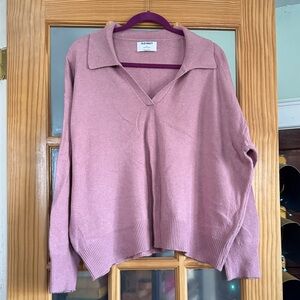 Old Navy Women's V-Neck Sweater in Soft Pink
